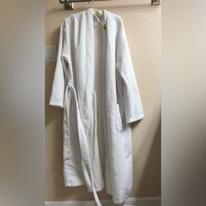 Brand new daniel cremieux robe